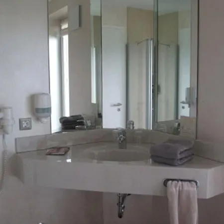 Be Bio Be Natural - Direkt Am Wasser Hotel 3*