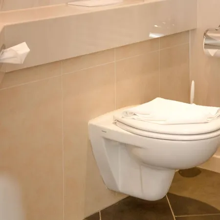Be Bio Be Natural - Direkt Am Wasser Hotel Tönning